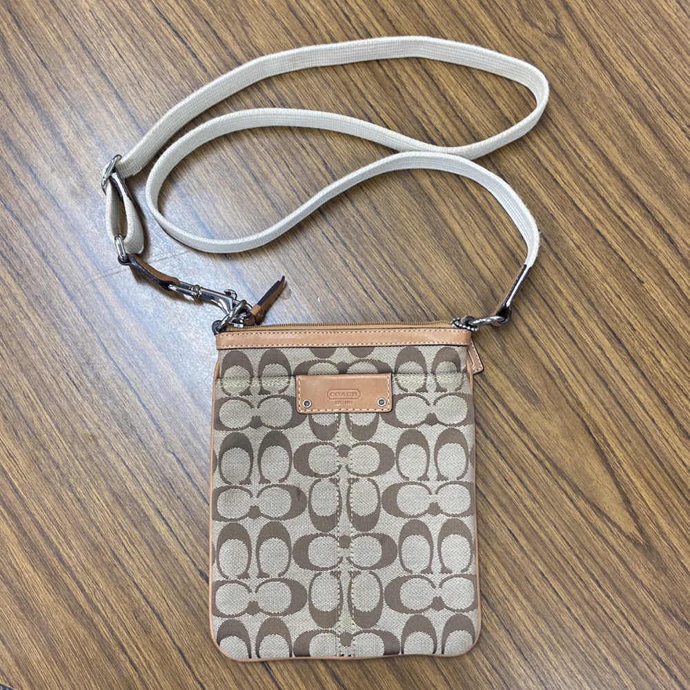 Coach crossbody with removable strap